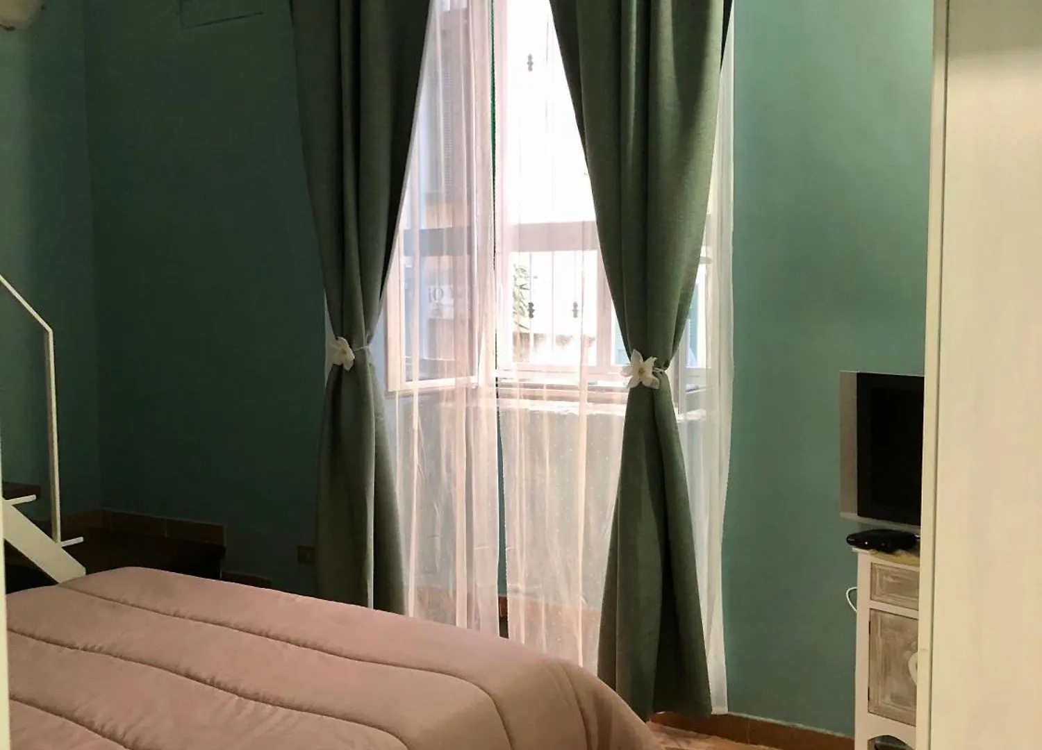 Green Home Neapol